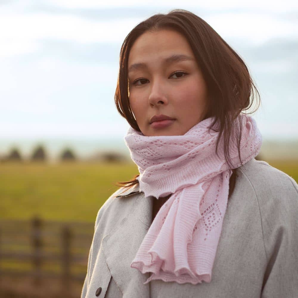 Jewel Cashmere Scarf in Pale Pink