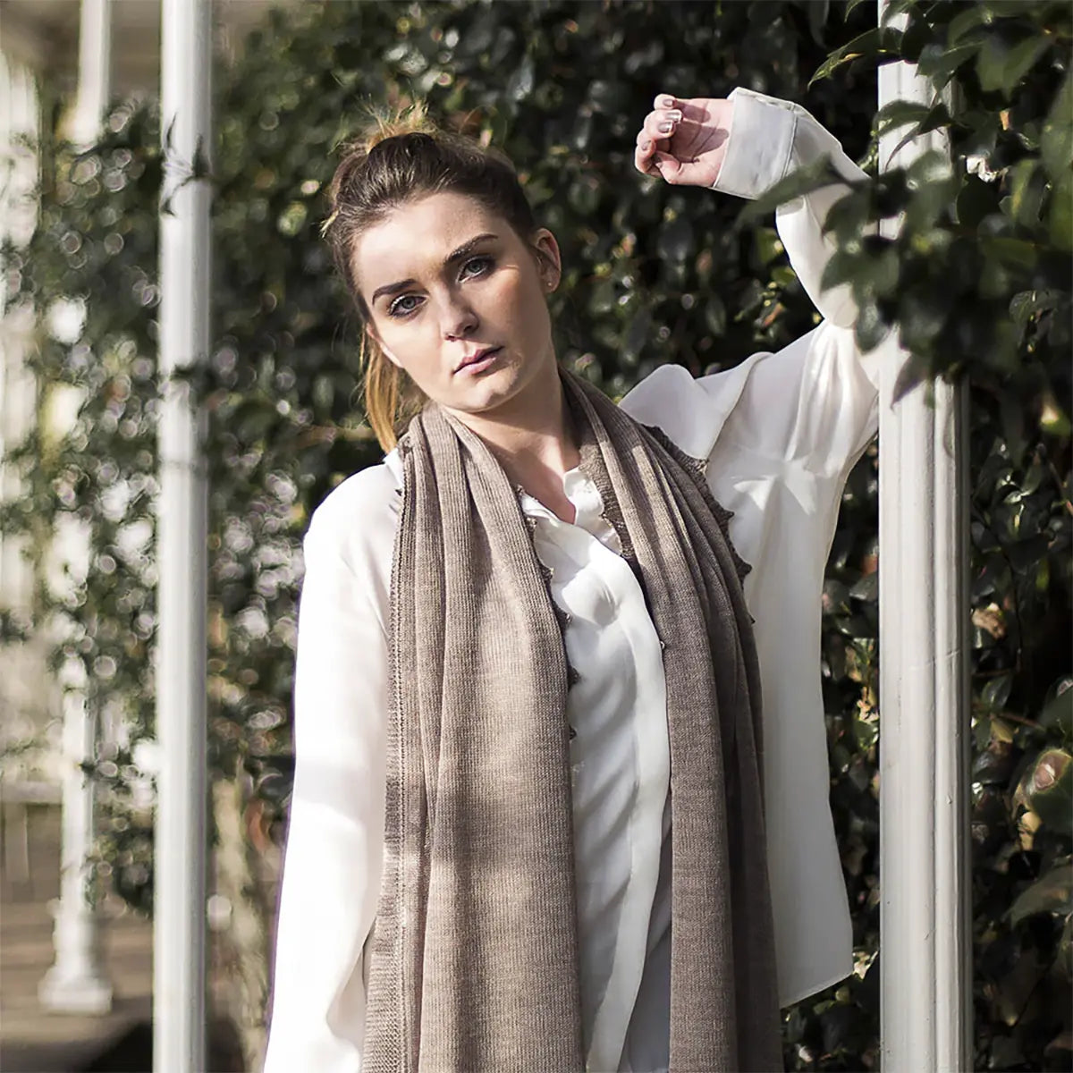 Cashmere And Wool Plain Knit Scarf With Contrast Border