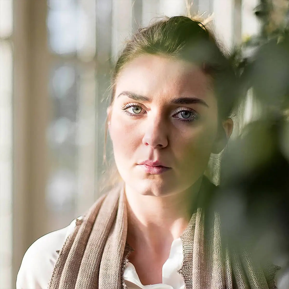 Cashmere And Wool Plain Knit Scarf With Contrast Border