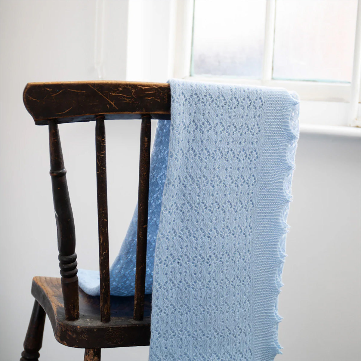 Cosy Cashmere Baby Shawl in Blue