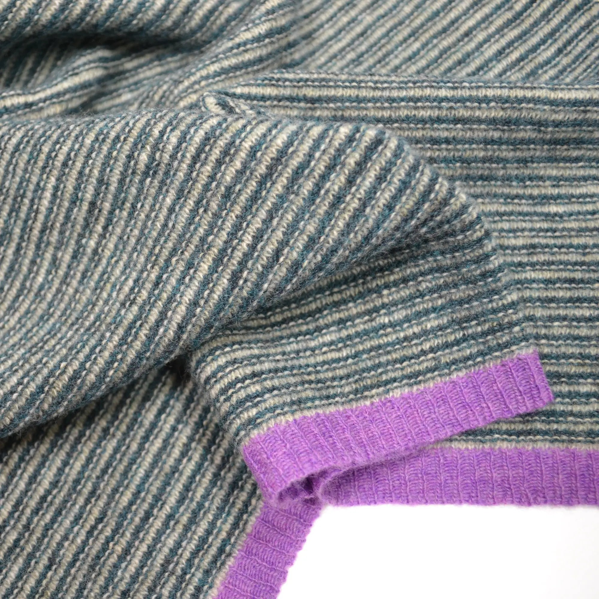 Ladies Lambswool Fine Stripe Scarf in Lugano Detail