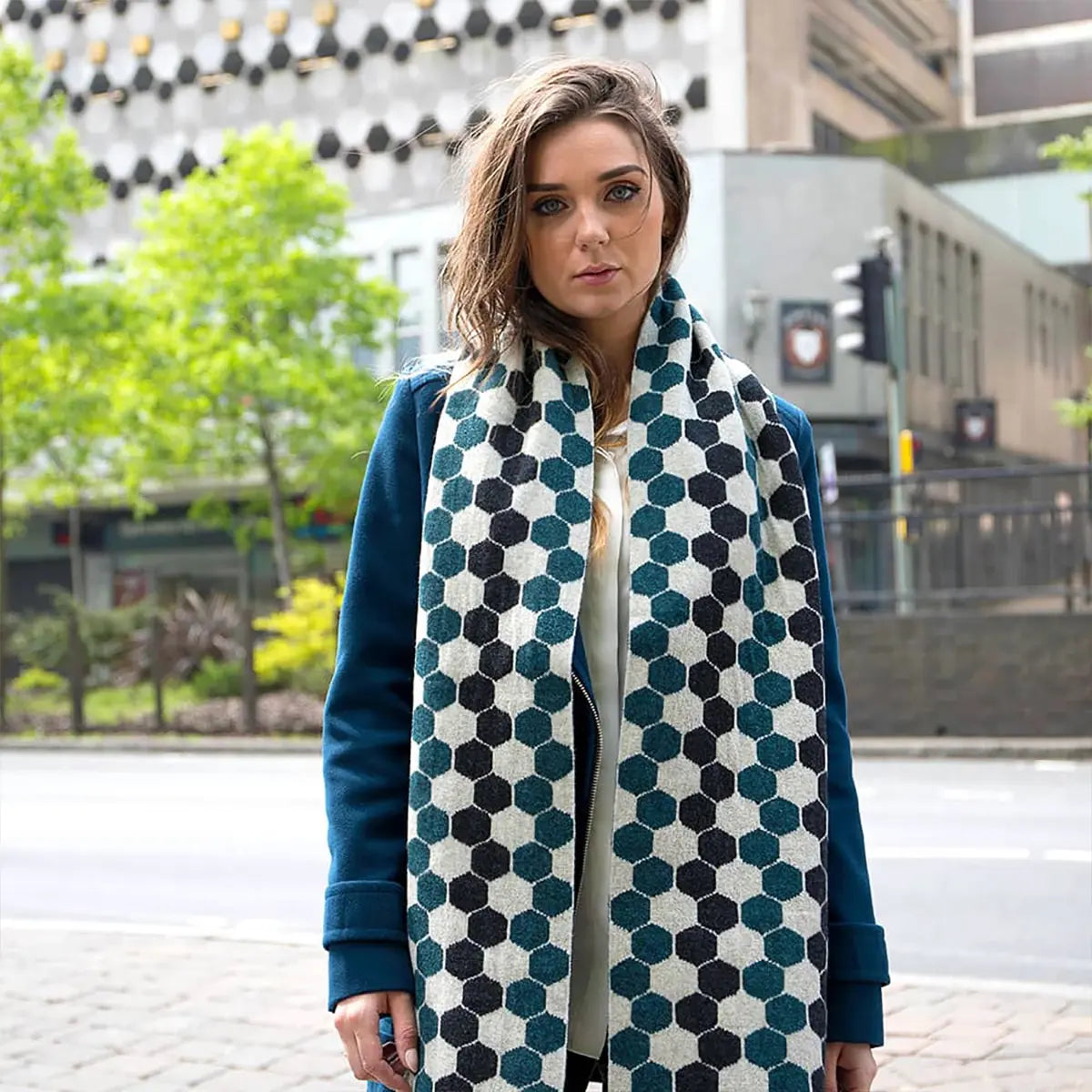 Ladies Lambswool Hexagon Scarf - Lugano