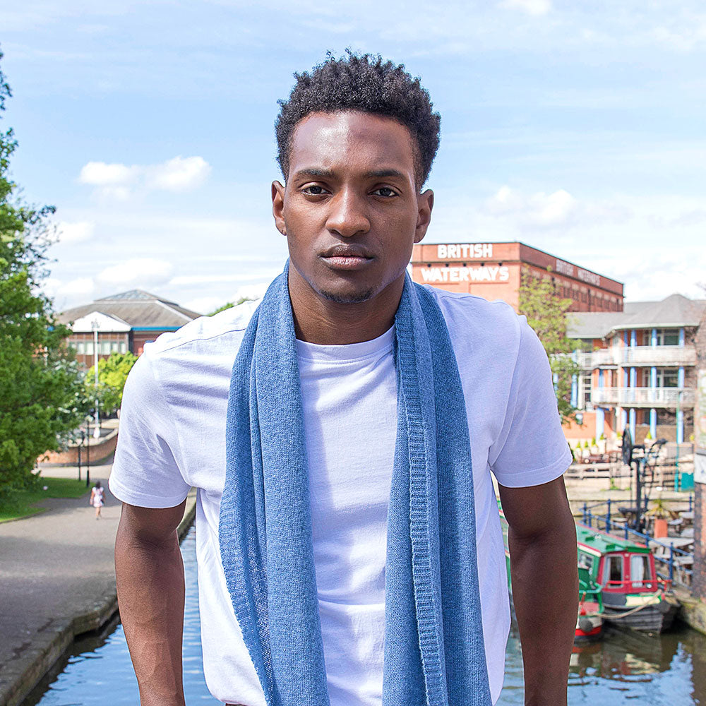 Lambswool Plain Knit Scarf in Jeans Blue