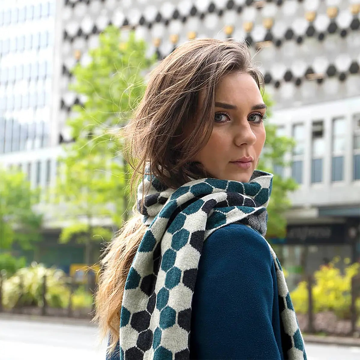 Ladies Lambswool Hexagon Scarf in Lugano